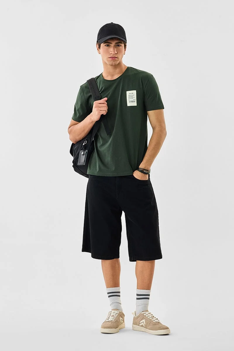 سنيتش تيشيرت أخضر بقصة عادية